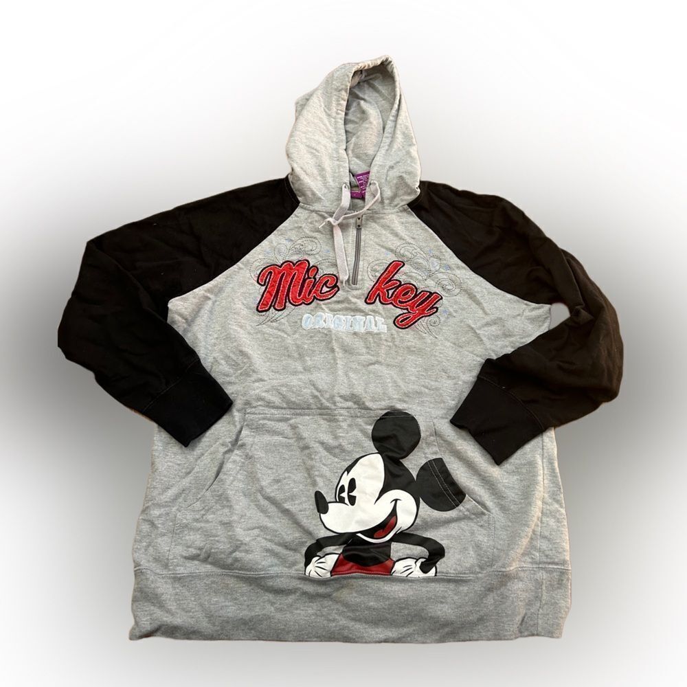Y2K Wonderful World of Disney Mickey Mouse Hooded Sweatshirt